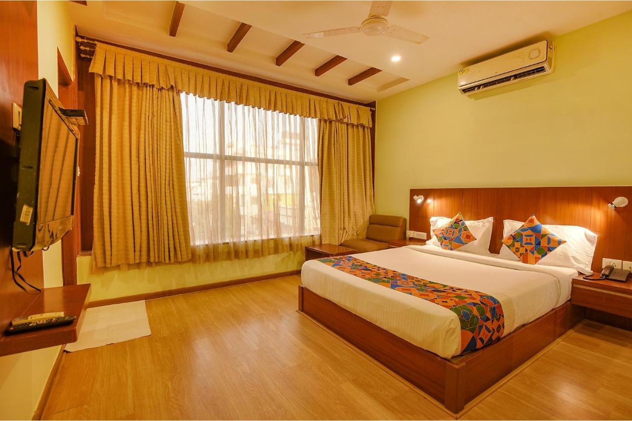 Fabhotel The Btm Palace - Btm Layout Nr Gopalan Innovation Mall Bangalore Ngoại thất bức ảnh
