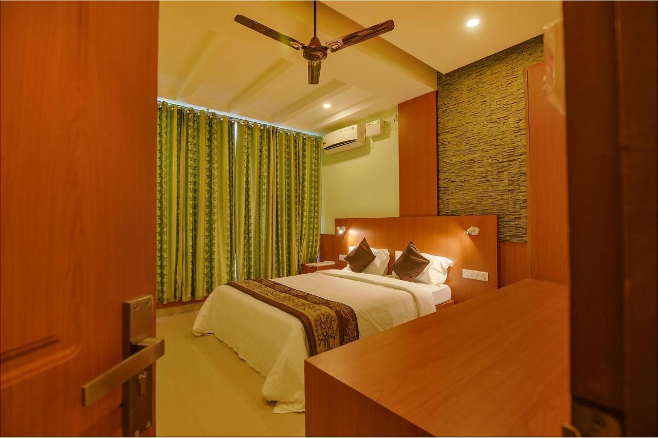 Fabhotel The Btm Palace - Btm Layout Nr Gopalan Innovation Mall Bangalore Ngoại thất bức ảnh